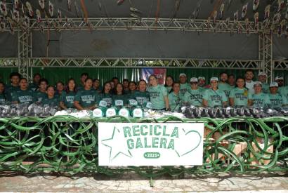 Festival de Parintins 2025: Recicla, Galera entrega 250 itens entre EPIs e uniformes para Associao de Catadores