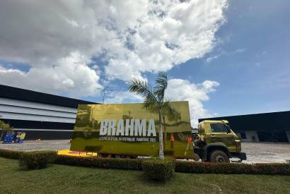 Flagra em Parintins: Caminho da Brahma circula pela cidade e anuncia festa no curral do boi vencedor
