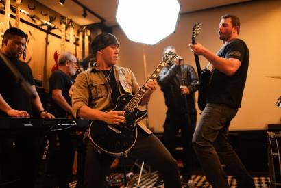 The Legion celebra o ms do rock com show exclusivo neste sbado (26)