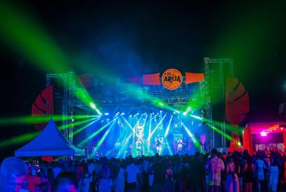 P na Areia celebra o vero amaznico com show de Felipe Amorim 