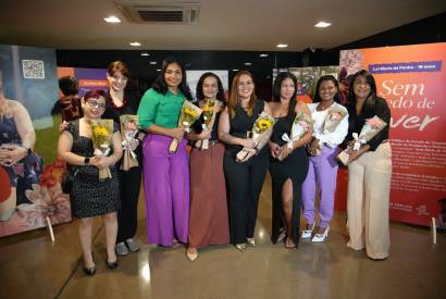 Exposio rene histrias de superao de 11 mulheres vtimas de violncia em Manaus