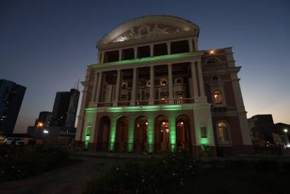 Setembro Verde: Teatro Amazonas  iluminado em homenagem  luta pelos direitos da pessoa com deficincia