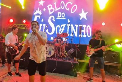 Camelos Barbados apresentam 'Especial Los Hermanos' em Manaus