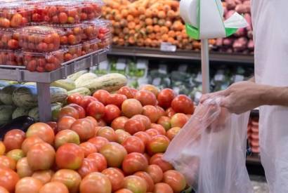 Cesta b�sica tem queda de 8,12% em Manaus no segundo semestre de 2025