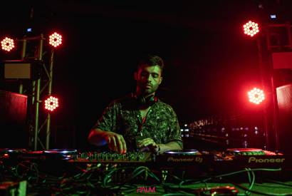 Festa �Block Cave - Carnaval Techno� re�ne DJs e mistura beats eletr�nicos com folia em Manaus (AM)