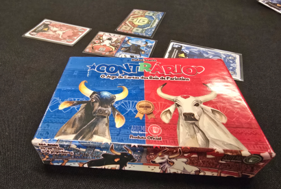 Jogo de cartas 'Contr�rio' transforma rivalidade do Festival de Parintins em divers�o de mesa