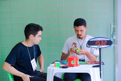 Campeonato de cubo m�gico chega ao Shopping Ponta Negra neste fim de semana
