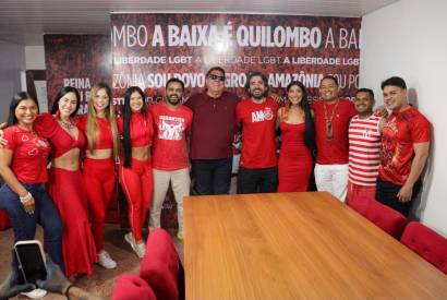 Alinhamento de arena re�ne itens oficiais do Garantido na reta final para o Festival de Parintins