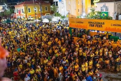 Amazonas Fan Fest re�ne torcida para transmiss�o do jogo Brasil e Esc�cia no Largo de S�o Sebasti�o, nesta quarta-feira
