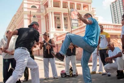 Ponto de Cultura do Sol abre inscri��es gratuitas para cursos de m�sica, cinema e capoeira em Manaus