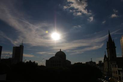 Calor extremo em Manaus ganha for�a com seca, El Ni�o e mudan�as clim�ticas