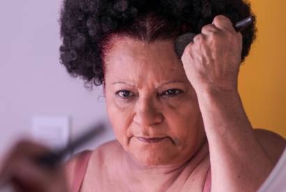 Espet�culo �Cuidado com o Lalau�, da atriz Rosa Malagueta, leva debate sobre viol�ncia contra a mulher a escolas de Manaus   