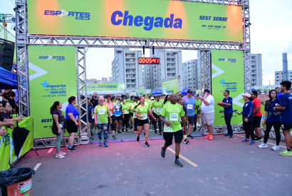 Corrida e Caminhada SEST SENAT leva esporte ao Centro Hist�rico de Manaus em edi��o noturna