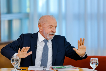 Lula � reeleito presidente do Brasil com 51,75% dos votos v�lidos