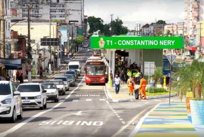 Em Manaus, linhas de nibus so reforadas para atender candidatos do Enem 