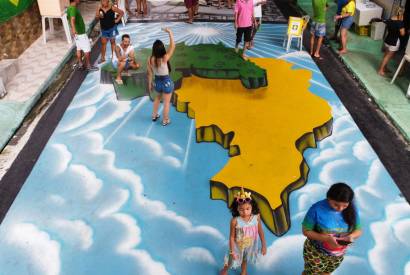 Com reconhecimento da Fifa, Rua 3 encanta torcedores de Manaus; veja imagens