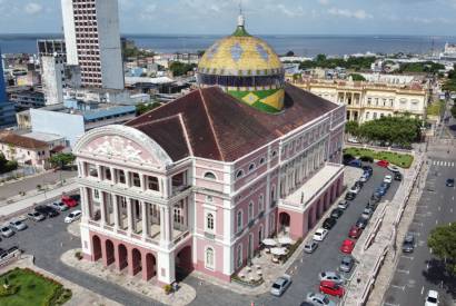 Teatro Amazonas recebe show de Eliana Printes e espetculos multimdia em homenagem a Tom Jobim