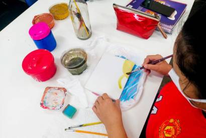 Alunos produzem tinta biodegradvel por meio de projeto apoiado pelo Governo do AM