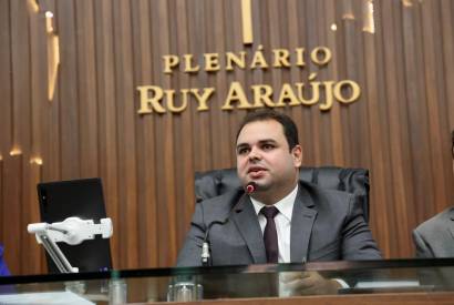 Roberto Cidade prope PL que obriga condutor embriagado a arcar com despesas de patrimnio pblico em caso de acidente