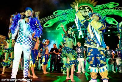 Bar do Boi celebra o amor e eleva clima de bicampeonato do Caprichoso