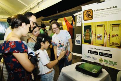 Insetos amaznicos e projeto pedaggico para auxiliar incluso de estudantes so levados na ao Fapeam na Feira