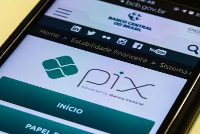 Pix bate recorde e supera 160 milhes de transaes em um dia