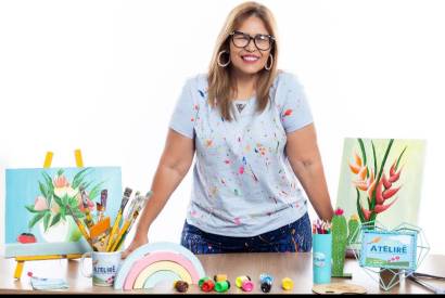 Oficina infantil estimula a pintura com tintas naturais