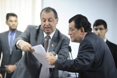 Cmara rejeita mudanas do Senado e aprova reforma tributria