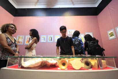 Exposio Olho Mgico celebra os 128 anos do Teatro Amazonas e aproxima comunidade estudantil do universo artstico