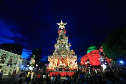 O Mundo Encantado do Natal encerra nesta segunda-feira com msica, tradio e celebrao cultural no Largo So Sebastio
