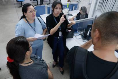 Governo do Amazonas disponibiliza servio de intrpretes de Libras de forma gratuita para a populao