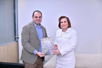 TCE-AM entrega Prestao de Contas  Aleam e refora parceria institucional no ltimo dia do prazo para gestores