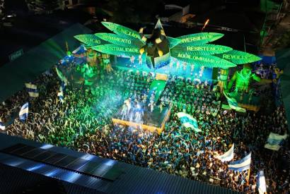 Boi Caprichoso lota curral Zeca Xibelo em festa de lanamento do lbum 2025