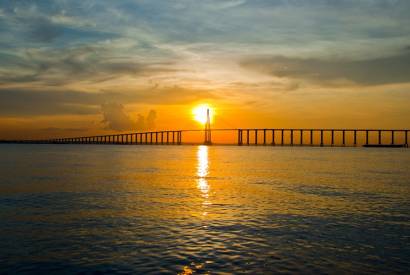 Ponte Rio Negro no apresenta risco de desabamento aps vistoria, afirma Sedurb