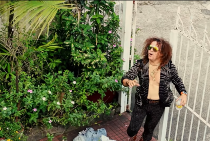  O primeiro episdio da websrie Sampleados chega botando Wanderley Andrade pra fora de casa